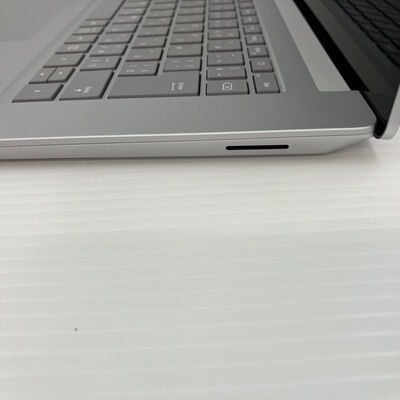 【秋葉原本店】中古  Microsoft Surface Laptop 4 (Ryzen 7 4980U/8GB/SSD512GB/W11H) 3410016546 