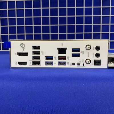 【横浜駅前店】中古  ASUS ROG STRIX B860-G GAMING WIFI(B860 1851 mATX DDR5) 175443 