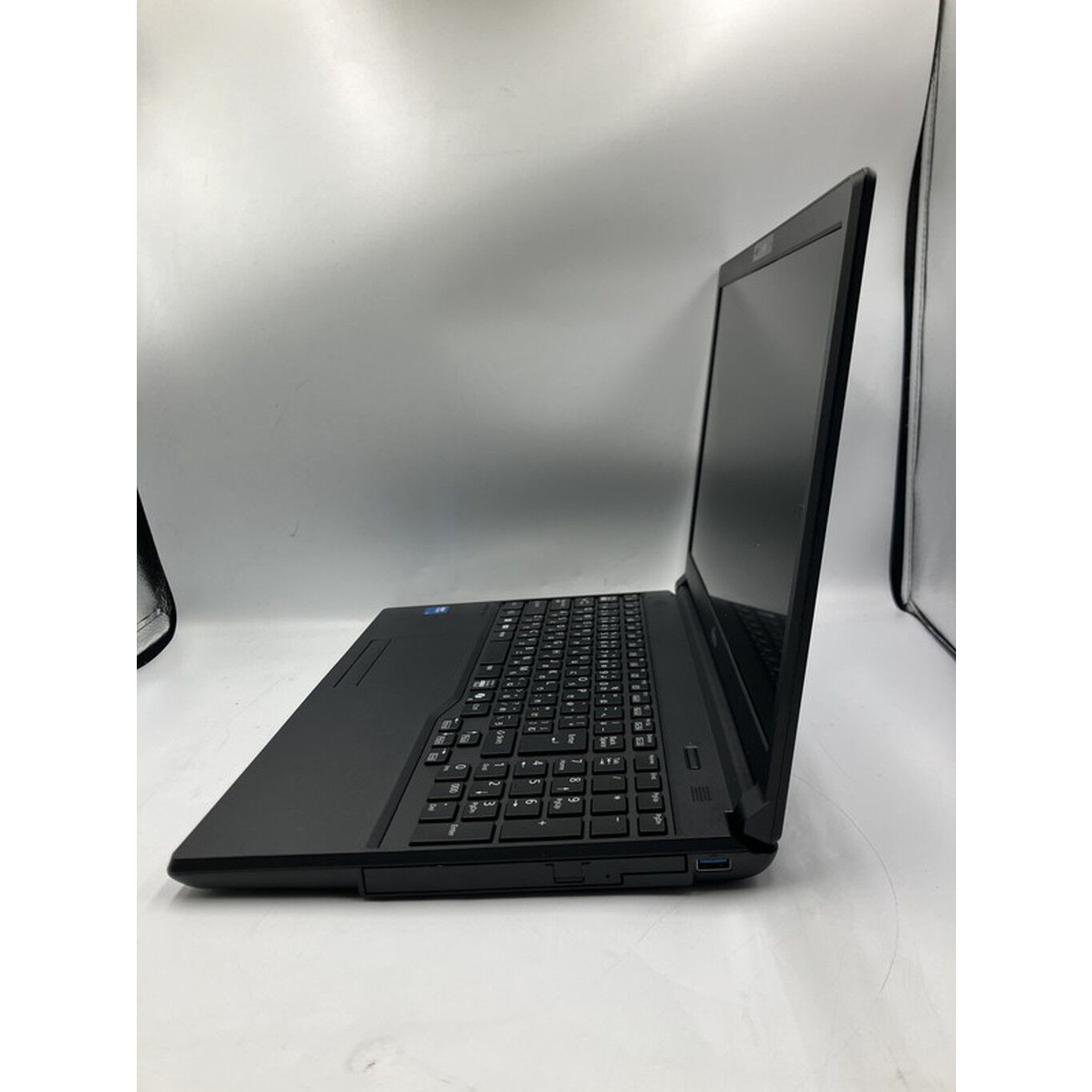 中古 FUJITSU LIFEBOOK A5515/TX (Core i5-120U/8GB/SSD 256GB/Mt