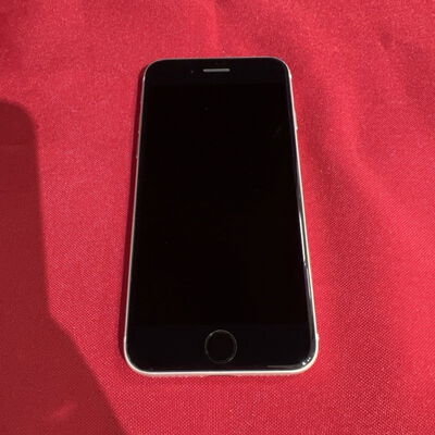 【静岡東瀬名店】中古  【au】Apple iPhoneSE 4.7インチ (第2世代/2020) 64GB (ホワイト) MHGQ3J/A 新パッケージ版 146172 