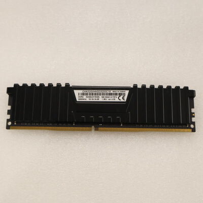 【通販センター】中古  PC4-25600 16GB デスクトップ用(DDR4-3200) 140728 