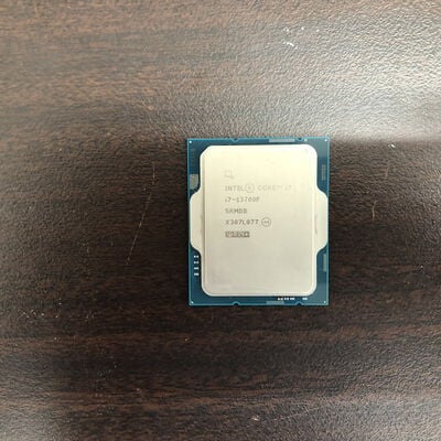 【福山ココローズ店】中古  INTEL Core i7 13700F (1700/2.1G/30M/C16/T24) 154211 