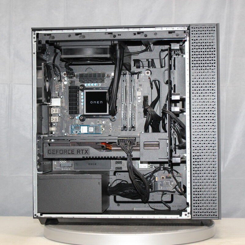 中古 HP OMEN 30L TG13-0826jp(Intel Core i7 10700K/32GB