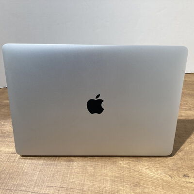 【富山本郷店】中古  Apple MacBook Air MGN93J/A (Apple M1/8GB/SSD 256GB/13.3/2560 x 1600 Retina/Wifi) 201699 
