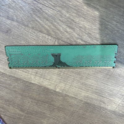 【浦添城間店(沖縄)】中古  PC4-25600 16GB デスクトップ用_ 184900 