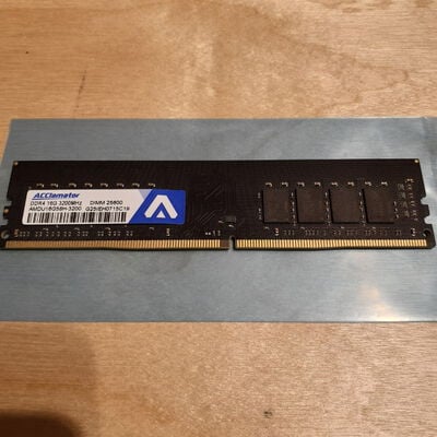 【鹿児島店】中古  PC4-25600 16GB デスクトップ用 140728