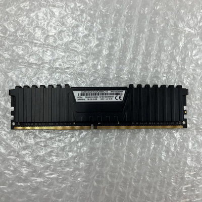 【秋葉原本店】中古  PC4-21300 16GB デスクトップ用(DDR4-2666) 135638 