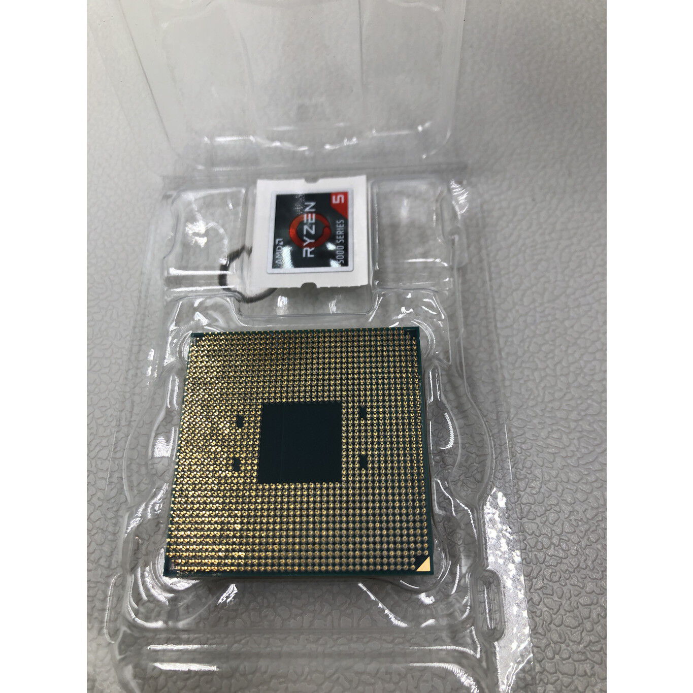中古 AMD Ryzen 5 5600X (AM4/3.7/35M/C6/T12/65W) 174003 ｜ パソコン