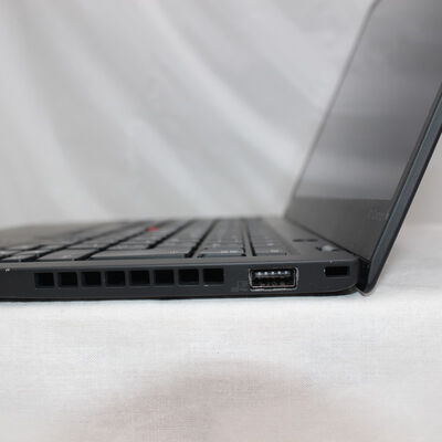 【通販センター】中古  Lenovo ThinkPad X1 Carbon 20KHCTO1WW(Intel Core i5 8250U/8GB/SSD512GB/なし/オンボード/14/1920x1080/Wi-Fi/W11H64 MAR) 185899 
