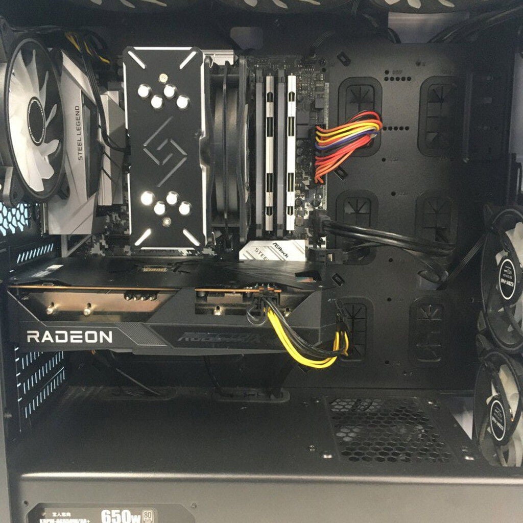 中古 自作パソコン (Ryzen 7 5700X/48GB/ストレージなし/RX6600XT/OS