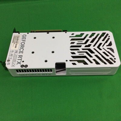 【川崎店】中古  Palit NE7506TU19T1-GB2061M (RTX5060Ti 16GB WHITE OC) 3170007501 
