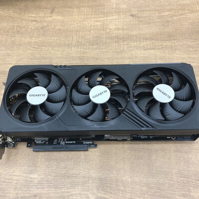 【宇都宮鶴田店】中古  GIGABYTE GV-R78XTGAMING OC-16GD (RX7800XT 16GB) 162726