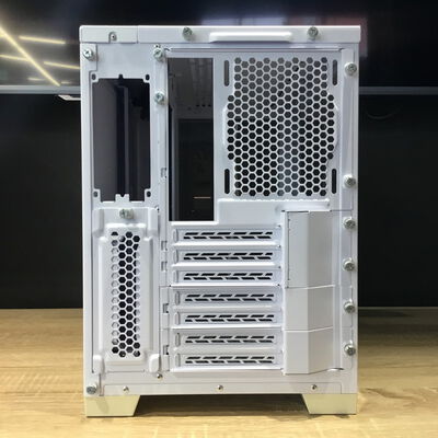 【松山環状枝松店】中古  Lian Li O11 DYNAMIC MINI SNOW(ATX ｶﾞﾗｽ) 184457 