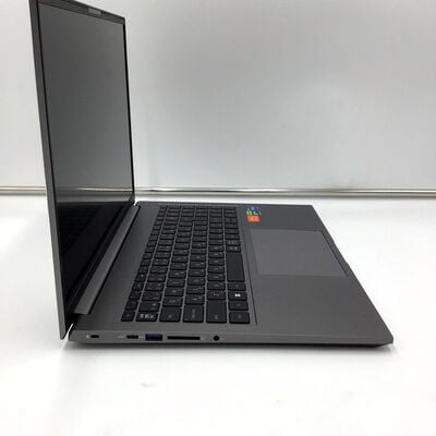 【白山FM松任店】中古  raytrek R6-RL(i7-13700H/32GB/SSD1TB/なし/RTX4060/16.0/2560×1600/W11H) 4950001128 