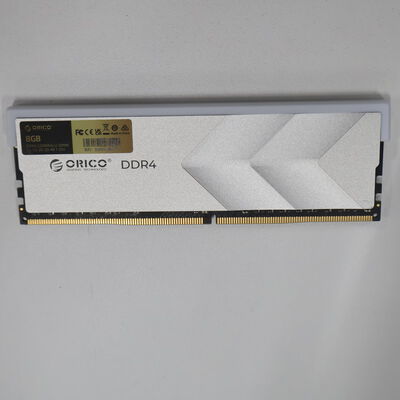 【通販センター】中古  PC4-25600 8GB デスクトップ用(DDR4-3200) 140727 
