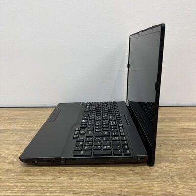 【津ラッツ店】中古  Fujitsu LIFEBOOK WA1/F3 4990001340 