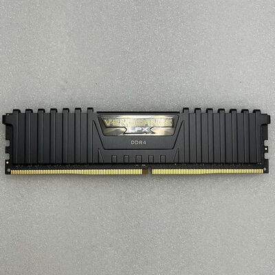 【新潟店】中古  PC4-28800 8GB デスクトップ用 140733 