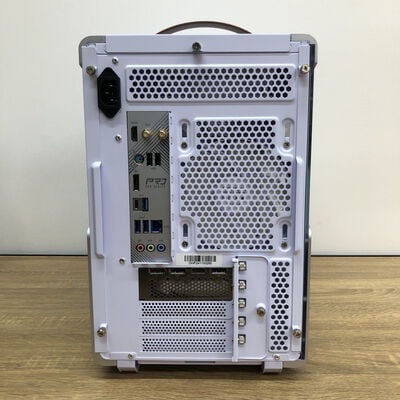 【津ラッツ店】中古  自作PC (Core i5 14500/32GB/RTX4060 8GB/ストレージなし/OSなし) 184943 