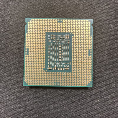 【大宮店】中古  INTEL Core i7 8700K (1151/3.70GHz/12M/C6/T12) 136197 