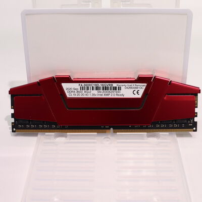 【札幌店】中古  PC4-28800 8GB デスクトップ用(DDR4-3600) 140733 