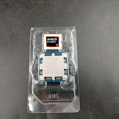 【大須店】中古  AMD Ryzen 7 9700X (AM5/3.8GHz/40M/C8/T16/65W) 169022 