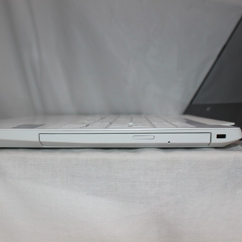 中古 NEC LAVIE Note Standard NS300/NAW PC-NS300NAW-E3(Intel Core