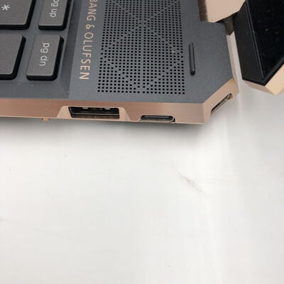 【盛岡都南店】中古  HP Spectre X360 Conbertible 15-eb1xxx(core i7-1165G7/16GB/SSD1TB/15.6/3840x2160/W11P) 4580001441 