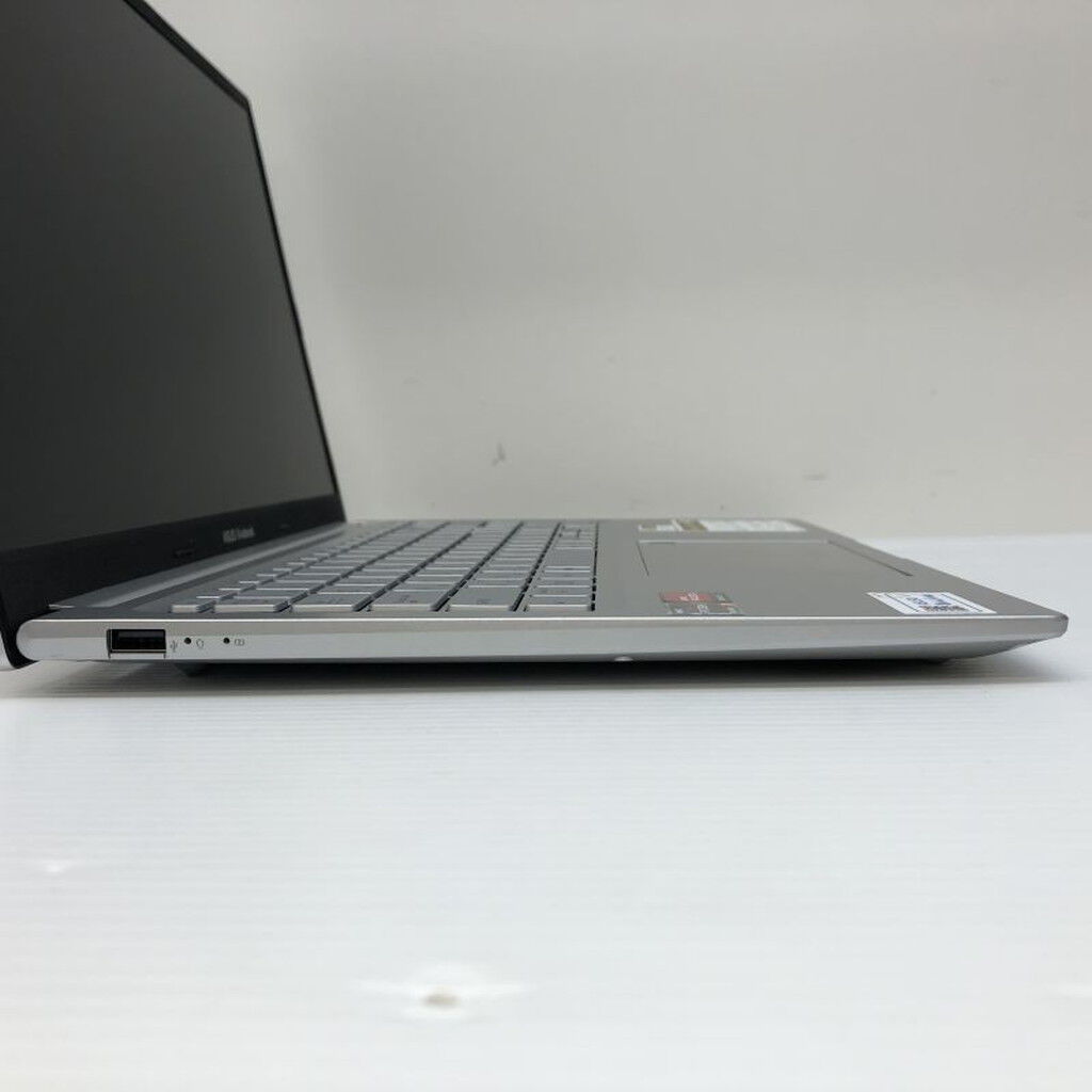 中古 ASUS Vivobook 15X M3504Y(Ryzen 7 7730U/16GB/SSD512GB/W11H