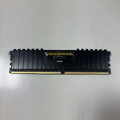 【大宮店】中古  PC4-21300 8GB デスクトップ用(DDR4-2666) 126165 