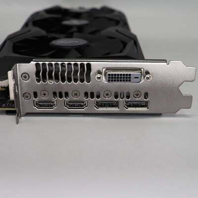 【札幌店】中古  ASUS GTX1070-8G(GTX1070FE 8G GDR5 1D1H3P) 130931 