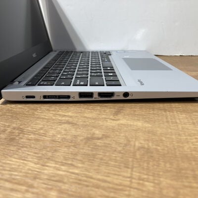 【富山本郷店】中古  NEC VersaPro タイプVB PC-VKM17BZG4 (Core i5 8350U/8GB/SSD256GB/-/オンボード/12.5/1366x768/Wi-Fi/WEBCAM/W11H64 MAR) 186163 
