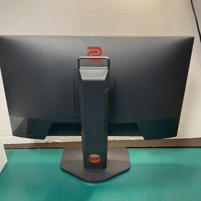 【富山本郷店】中古  BenQ XL2411K (24W 3H1DP 1ms TN 144Hz) 4760001685 