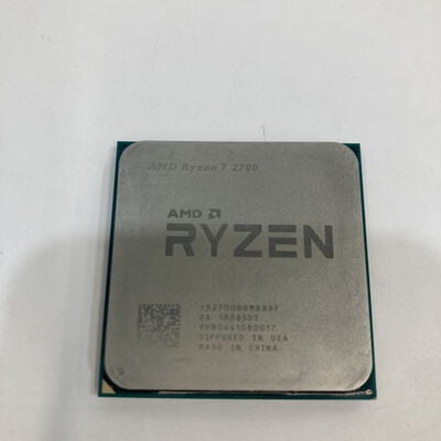 【神戸・三宮店】中古  AMD Ryzen 7 2700 (AM4/3.2/20M/C8/T16/65W) 137097 