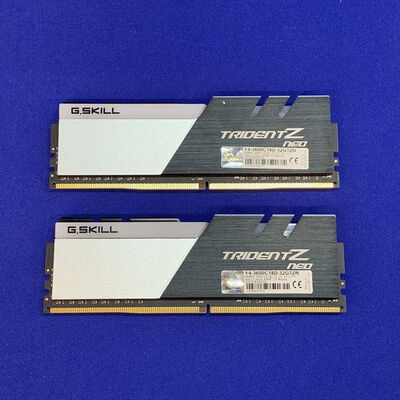 【横浜駅前店】中古  16GB 2枚組(合計32GB) PC4-28800/DDR4-3600 デスクトップ用 190910 