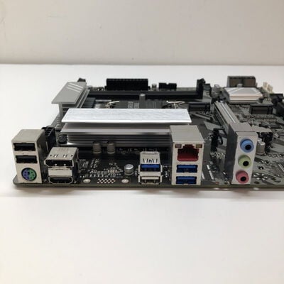 【津ラッツ店】中古  GIGABYTE B860M D2H (B860 1851 mATX DDR5) 175458 