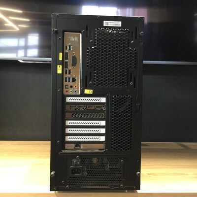 【松山環状枝松店】中古  Sycom DESKTOP-UNJS7SO(i7 8700K/16GB/SSD480GB+240GB+64GB/DVD-MULTI/GTX1080Ti 11GB/W10P) 187309 