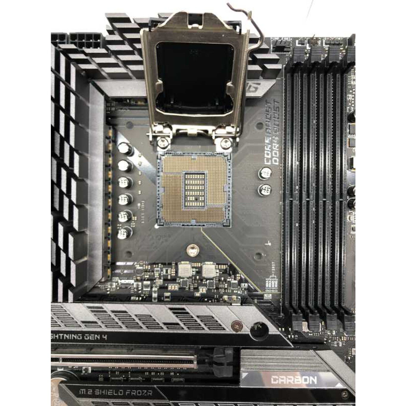中古 MSI MPG Z590 GAMING CARBON WIFI (Z590 1200 ATX) 144858 中古 MSI MPG Z590 GAMING CARBON WIFI (Z590 1200 ATX) 144858