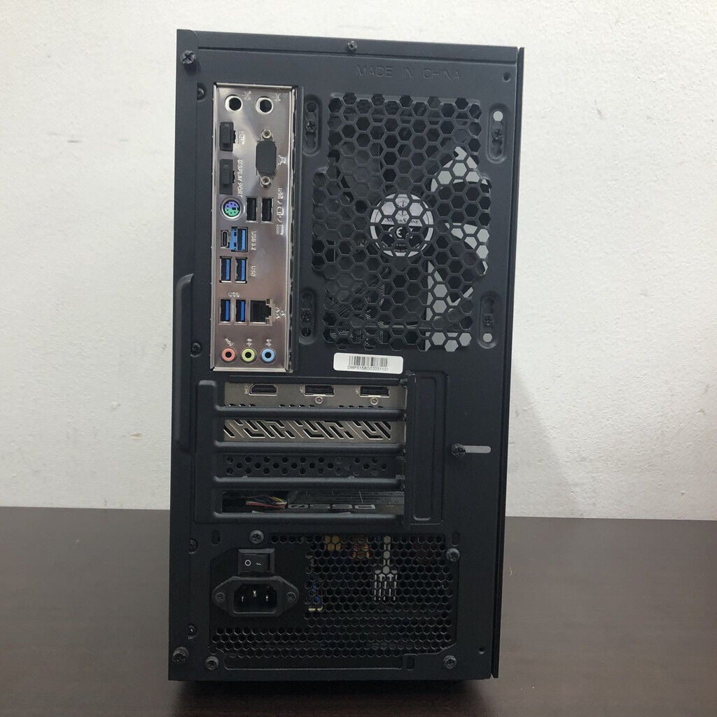中古 自作PC(Ryzen 7 5800X3D/32GB/SSD500GB/RX9060XT 16GB/W11H