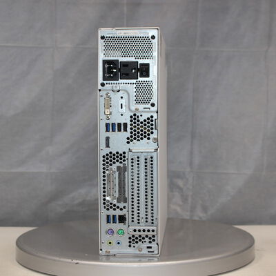 中古  Fujitsu ESPRIMO D588/B FMVD43001 