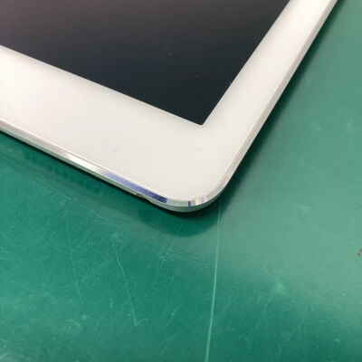 【神戸・三宮店】中古  Apple iPad Pro 12.9 (2017) Wi-Fi 256GB シルバー MP6H2J/A 134471 