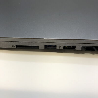 【宇都宮鶴田店】中古  THIRDWAVE raytrek R5-RL6(Intel Core i7 13700HX/32GB/SSD1TB/なし/NVIDIA GeForce RTX 4060 8GB Laptop GPU/15.6/2560x1440/Wi-Fi/W11H64 MAR) 168651 
