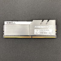 中古  PC4-21300 8GB デスクトップ用(DDR4-2666) 126165 