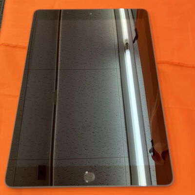 【なんば店】中古  Apple iPad 10.2インチ (第8世代/2020) Wi-Fi 32GB スペースグレイ MYL92J/A 143620 