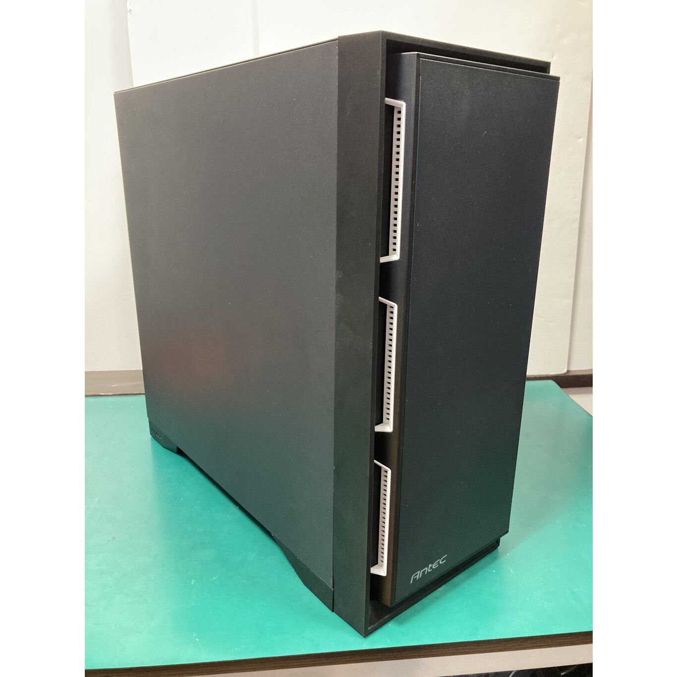 極上美品❣️ピカピカBLACK✨フルHD❗サクサク動く SSD ノートパソコン 中古 自作パソコン(i7 9700K/16GB/SSD500GB+1TB/RTX2070 SUPER