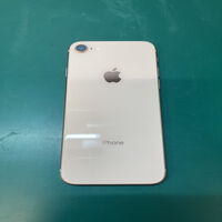 中古  【SIMロック解除済み】【au】 iPhone8 64GB (ゴールド)  MQ7A2J/A 155202 