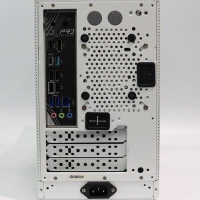 【札幌店】中古  自作パソコン(Ryzen 7 9800X3D/16GB/SSD512GB/W11H) 3210016185 
