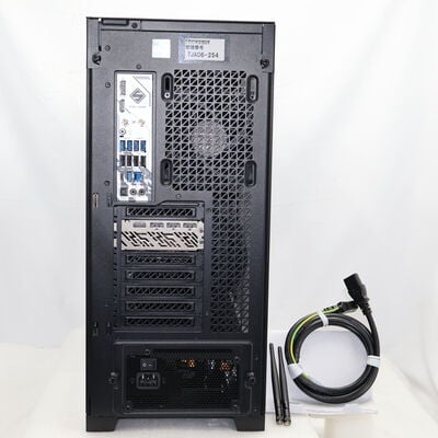 【通販センター】中古  Original PC(AMD Ryzen 7 9800X3D/64GB DDR5 (PC5)/SSD2TB/なし/AMD Radeon RX 9070 XT 16GB/W11H64 MAR) 200002 