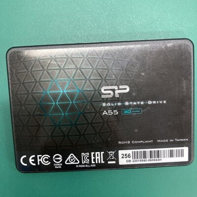 【神戸・三宮店】中古  各社 2.5インチ SSD 256GB SATA 124394 