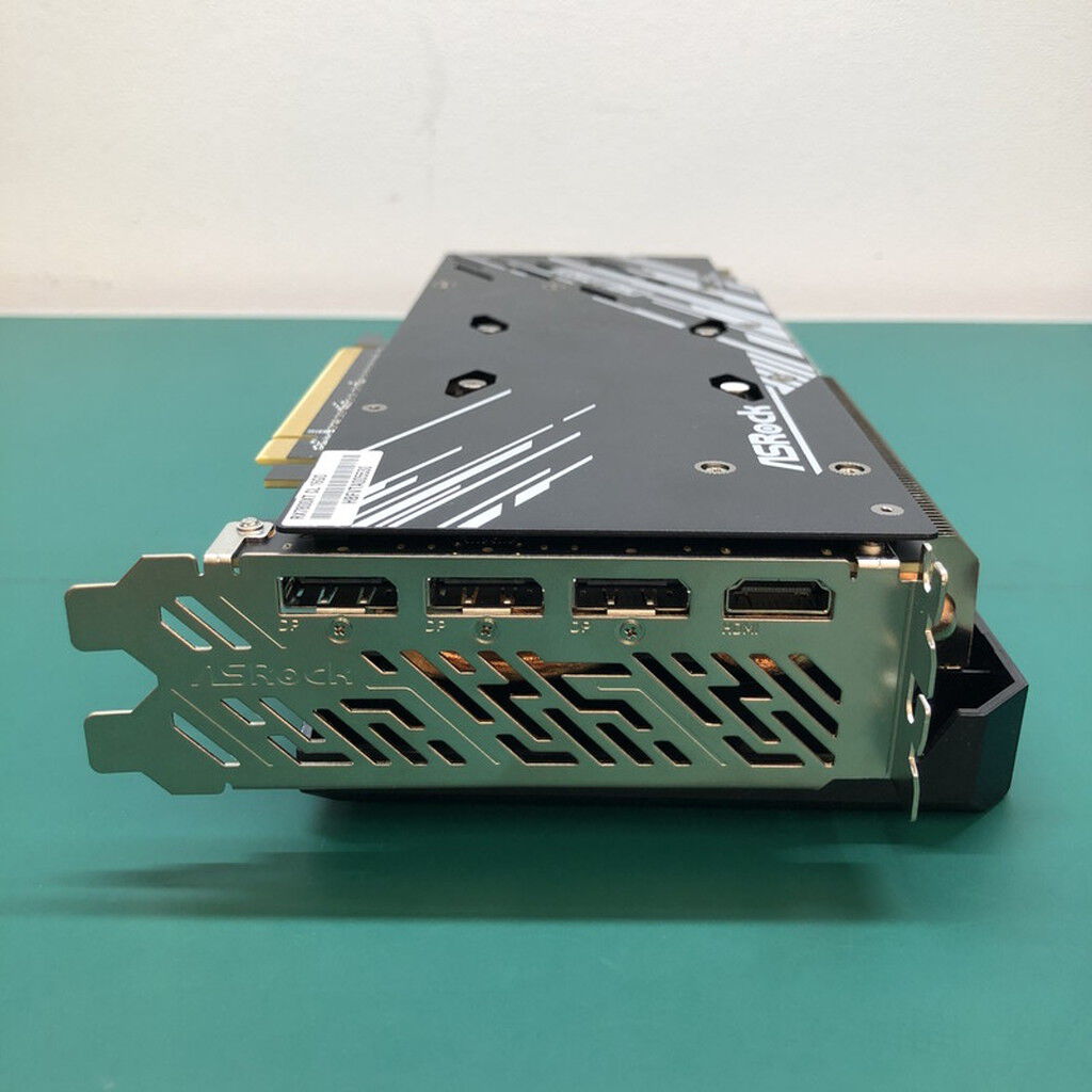 【中古美品】ASRock RX7800XT Challengerモデル 16GB 中古】ASRock Radeon RX 7800 XT Challenger 16GB OC RX7800XT