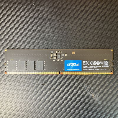 【富士青葉店】中古  Crucial CT16G52C42U5.M8G1(DDR5 PC5-41600 16GB) 183231 